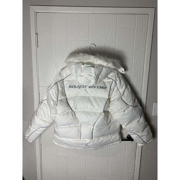 Air Jordan x SUPREME Sail White Full Zip Puffer Jacket HF0828-133 Men’s size L - Picture 7 of 10